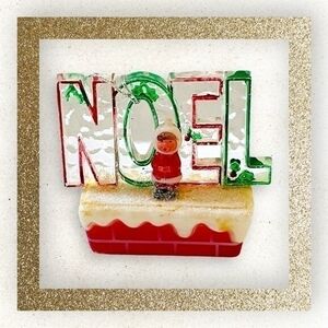 Vintage Xmas Acrylic NOEL Figurine 3"x2.5" Red Green Clear Ornament VG